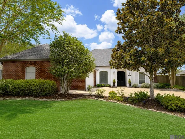 12417 Plantation Creek Dr, Geismar, LA 70734