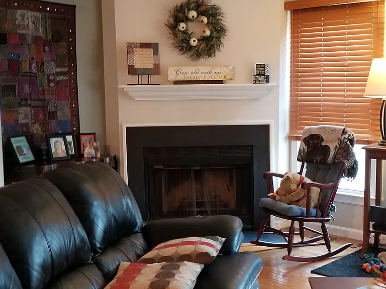 7469 Towchester Ct — Photo 3