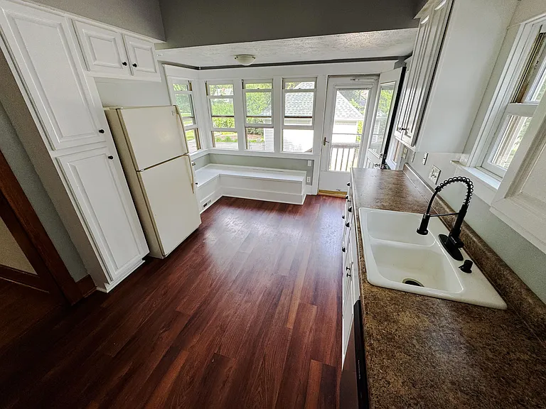 2356 S 35th Ave — Photo 7