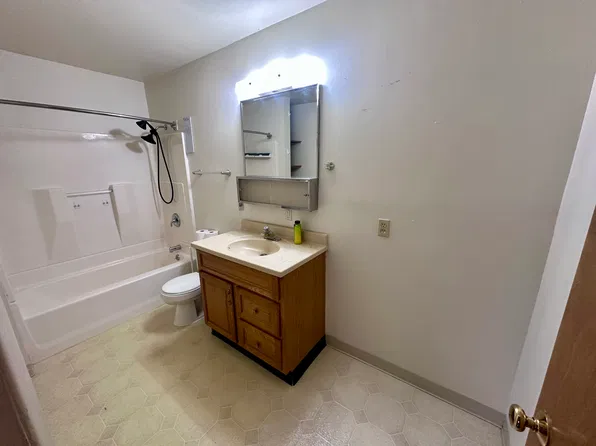 1401 E 10th Ave APT 2, Anchorage, AK 99501