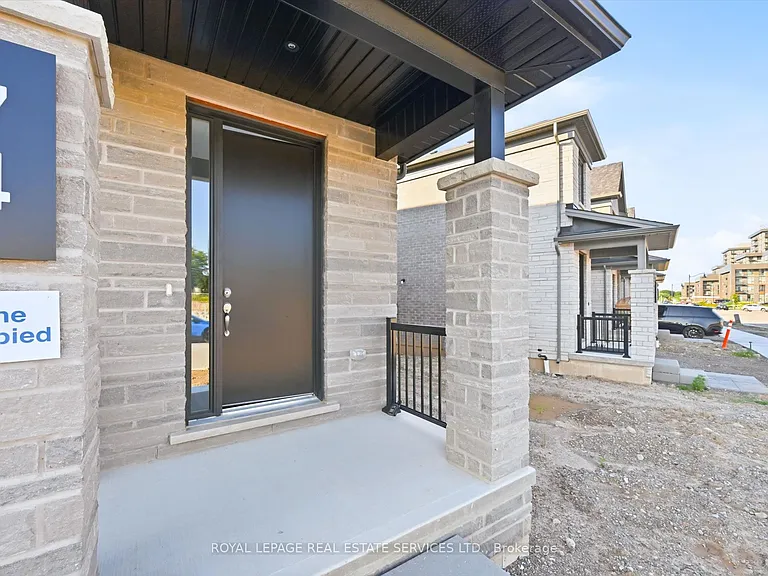 74 Valley Trail Pl — Photo 2