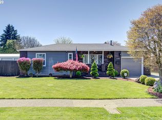1390 Tomlin Ave, Woodburn, OR 97071