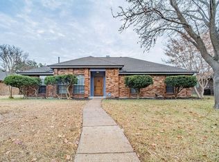 424 Larchbrook Dr, Garland, TX 75043
