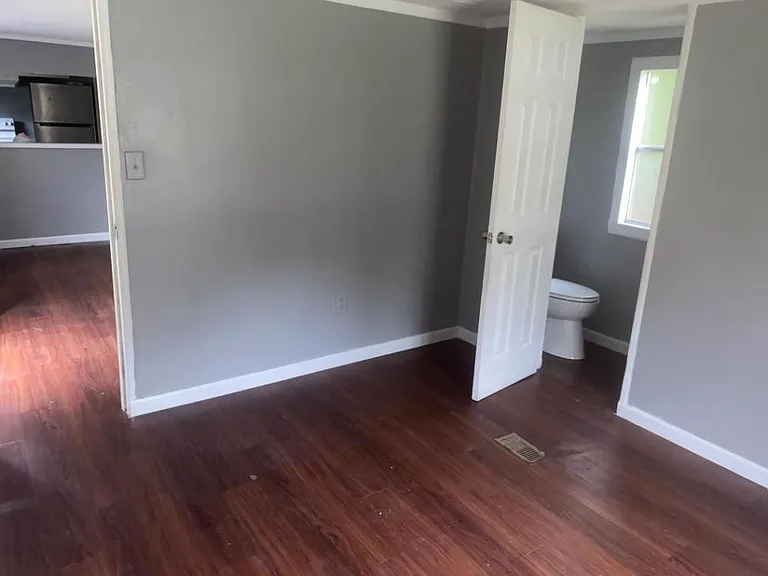 2828 Red Wing Ln — Photo 4