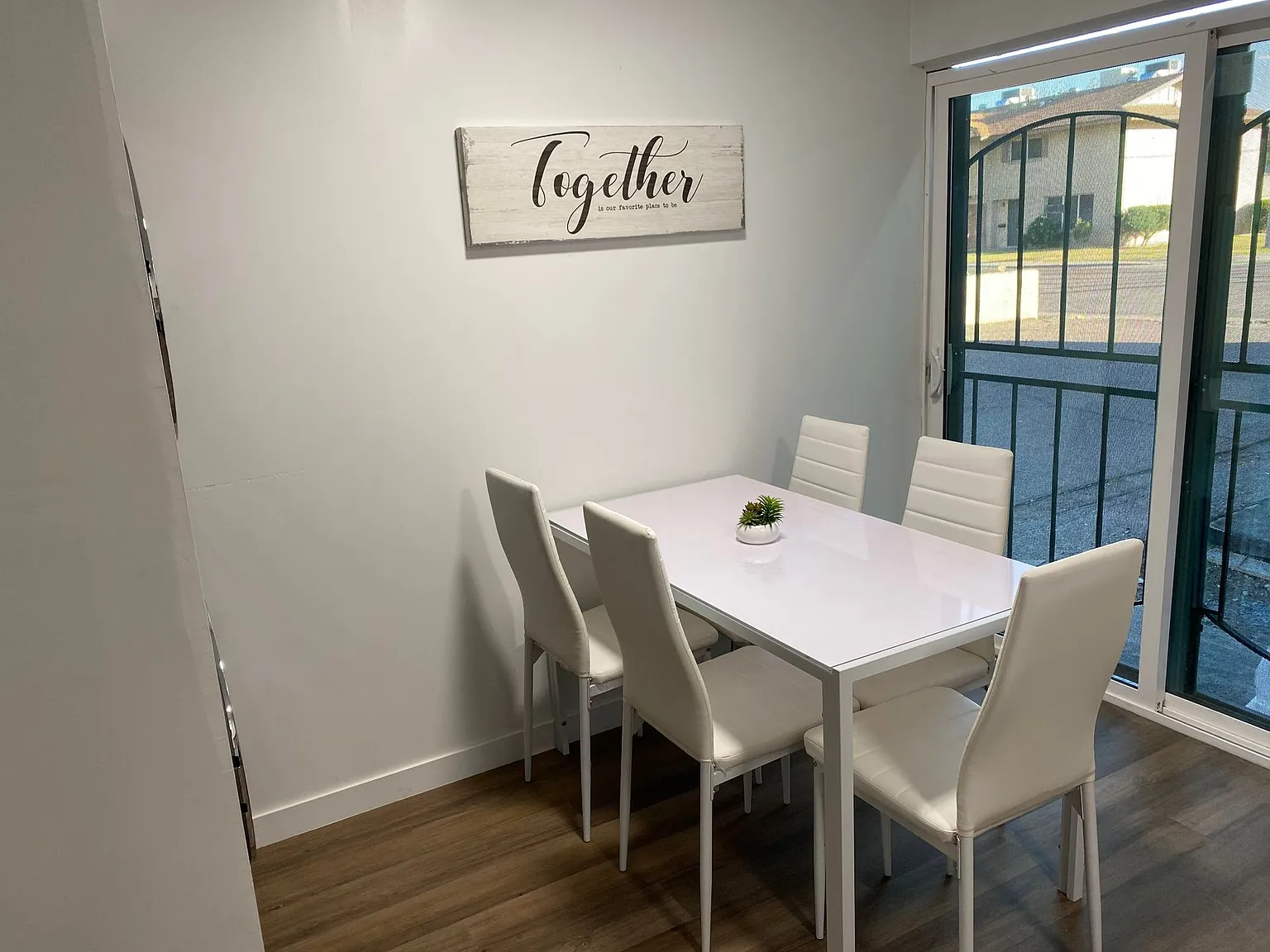 Look & Lease Move in Specials! — Photo 3
