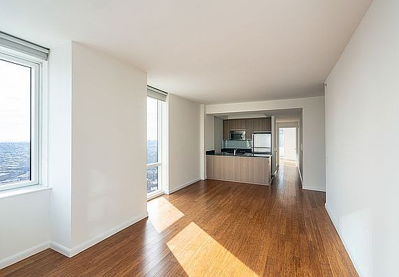 3rd image of 66 Rockwell Pl APT 34E