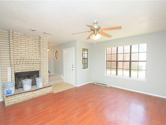 2nd image of 9600 Woodvale Dr #B