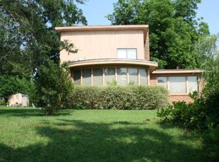 18100 Nassau Bay Dr, Houston, TX 77058