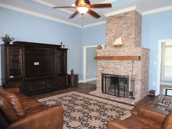 5th image of 111 Bellewood Blvd