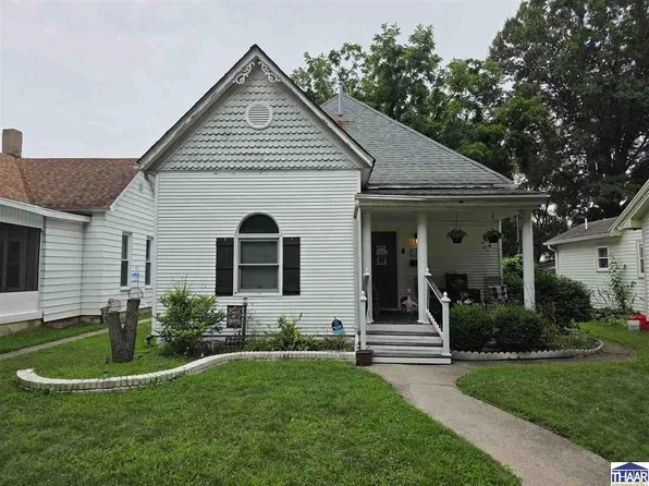 2415 Garfield Ave, Terre Haute, IN 47804