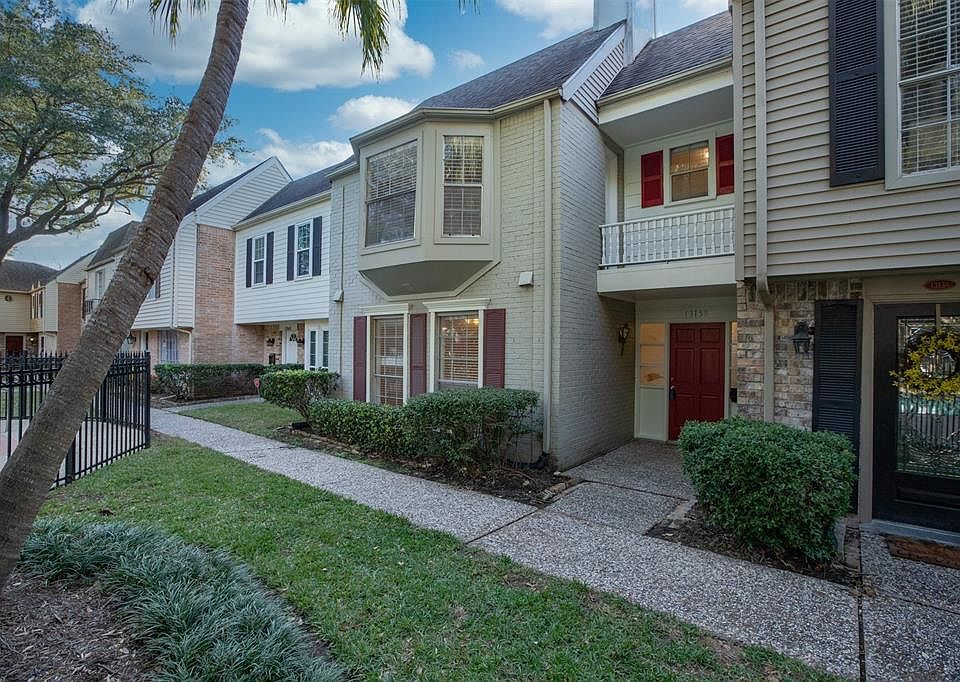 1st image of 13158 Trail Hollow Dr