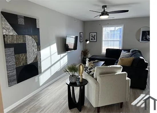 3 bed, 1742 sqft, $1,800 — Photo 1