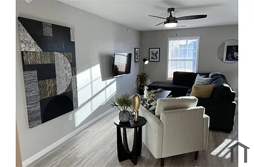 341 Adam St #D Photo 1