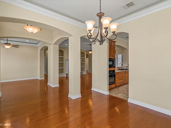 4th image of 631 Ashley River Rd