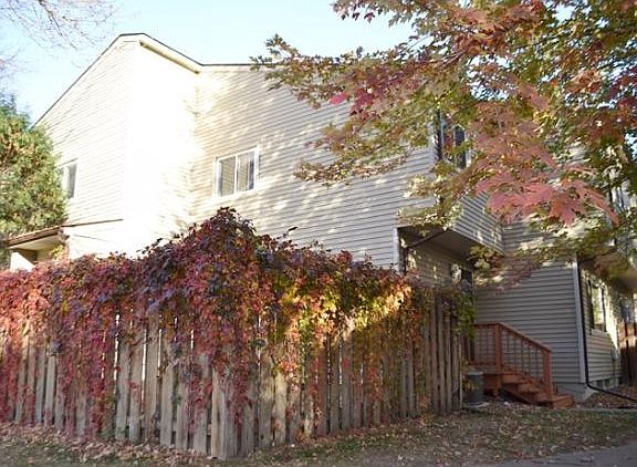 3rd image of 3479 Greenwood Ct S