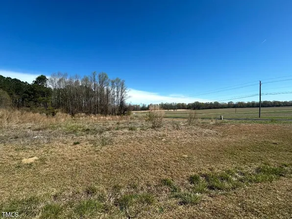 5206 Carr Rd #22, Wilson, NC 27893