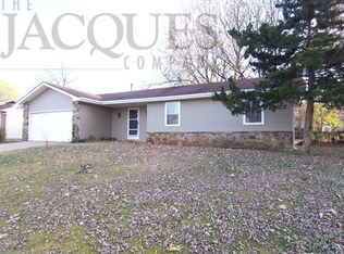 836 W Sunset St, Springfield, MO 65807