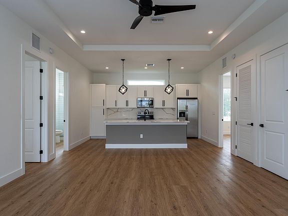 4th image of 1518 Minnesota Ave #4