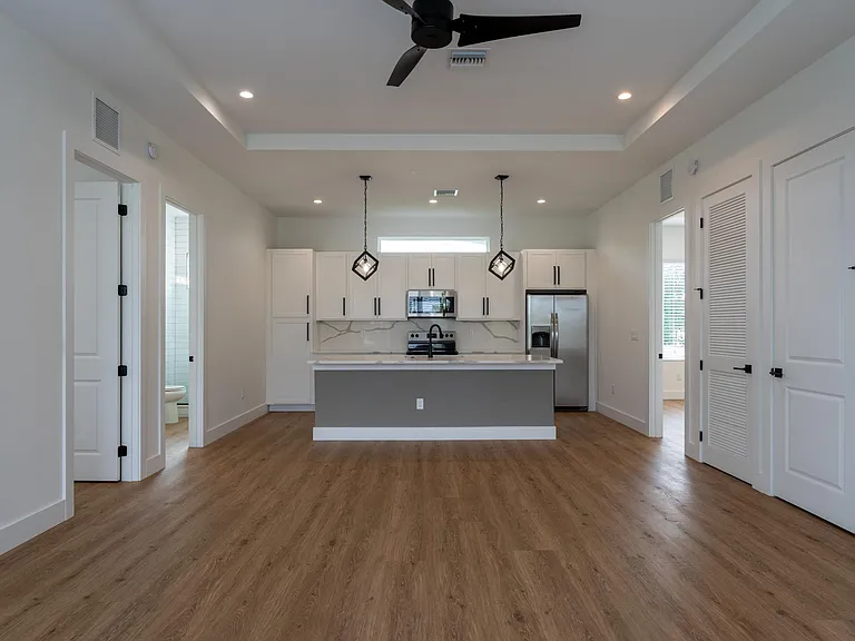 1518 Minnesota Ave #3 — Photo 8