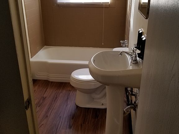 5th image of 1341 Thurston St