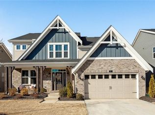 91 Candlewood Ln, Hoschton, GA 30548