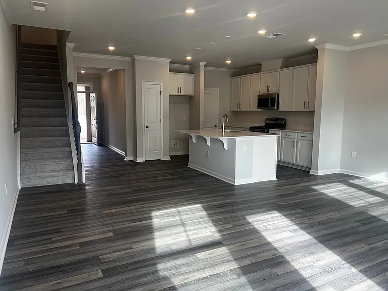 5871 Woodlawn Dr #1 — Photo 20