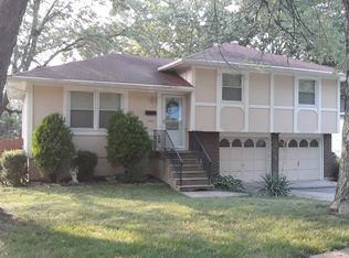 4012 S Bedford Ave, Independence, MO 64055