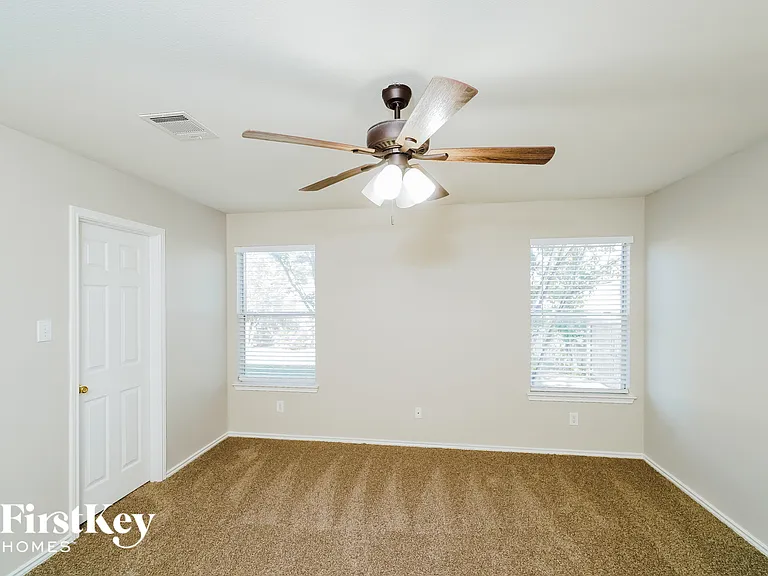 9538 Shetland Ct — Photo 8