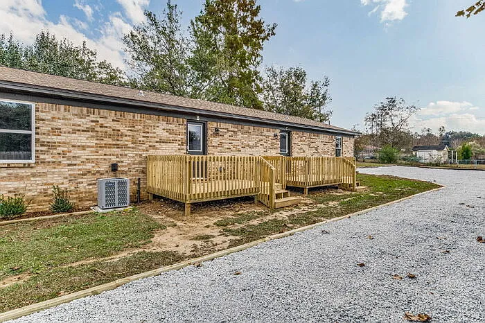7203 Mobile Hwy #C — Photo 25
