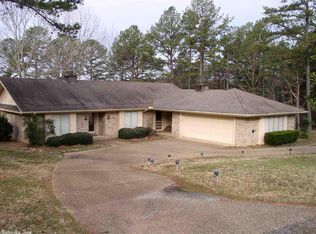 112 Fairway Dr, Fairfield Bay, AR 72088