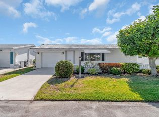 2110 SW 22nd Ct, Boynton Beach, FL 33426