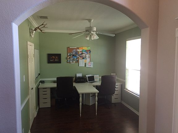 3rd image of 1719 Clarke Springs Dr