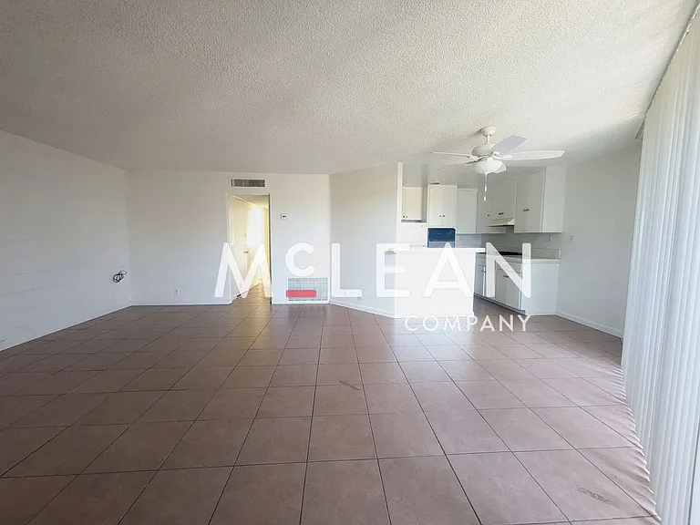 630 S Grenfall Rd #12 — Photo 4