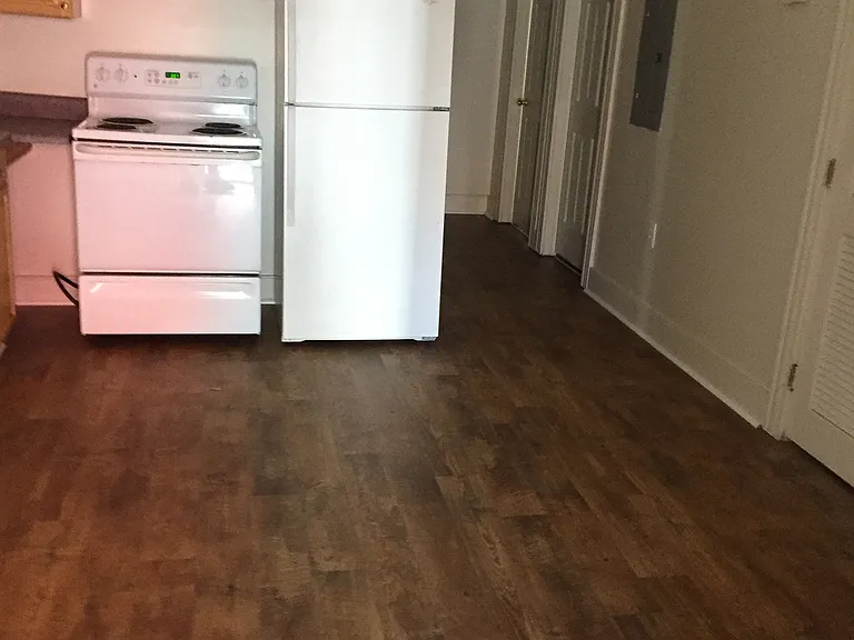 731 W Marshall St #A — Photo 14