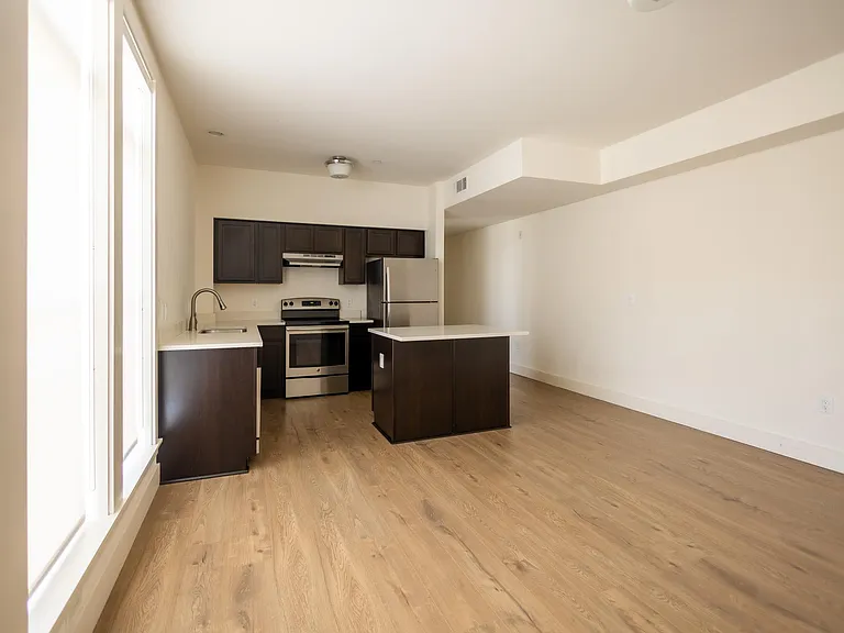 308 Columbus Ave — Photo 53
