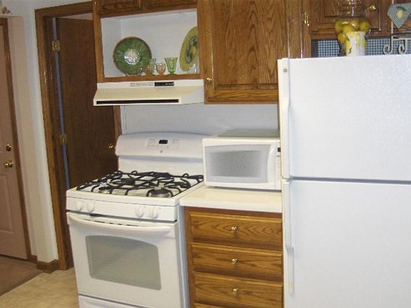 4th image of 3511 Drexel St