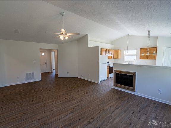 2nd image of 7281 Brookstone Dr