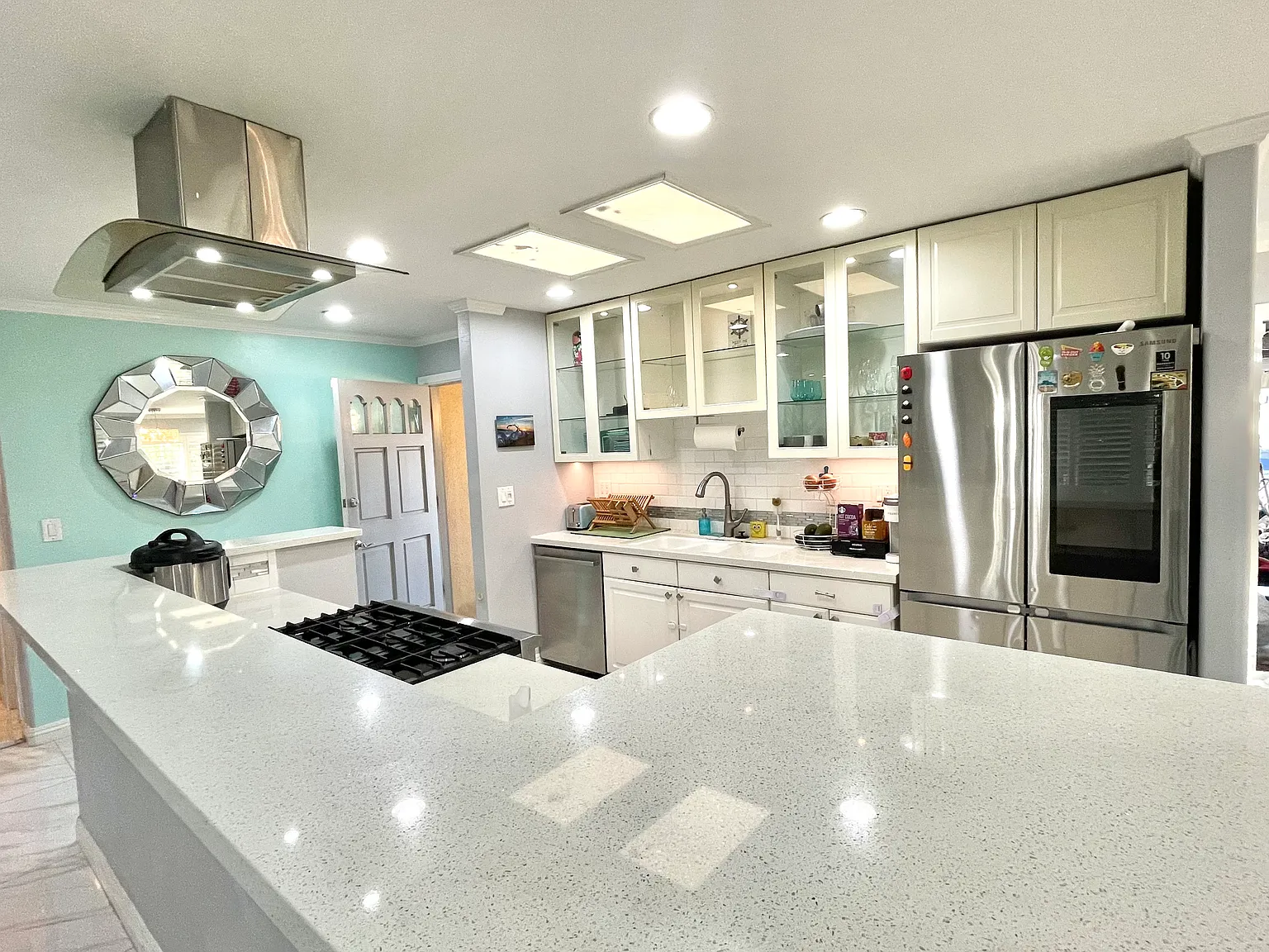8092 Marseille Dr — Photo 4
