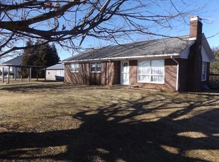 244 Shockley Rd, Hillsville, VA 24343