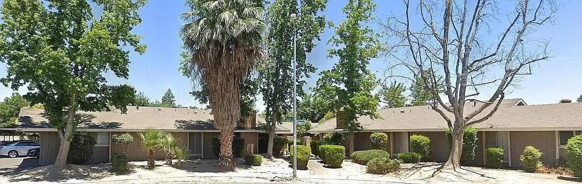 3 bed, $2,250 — Photo 1