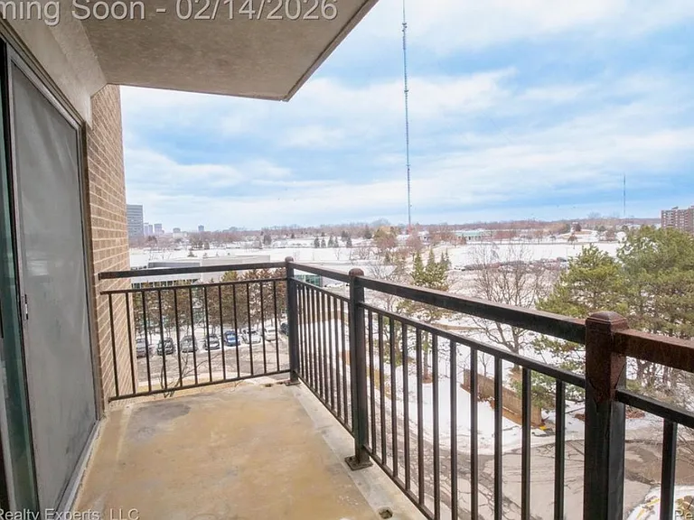16400 N Park Dr #600 — Photo 4