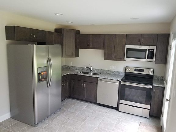 2nd image of 500 Off 1st Months Rent 15 Kelley Way #1324