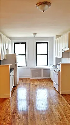 Rented by Upton Realty Group | media 20