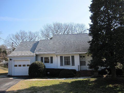 1st image of 126 Royal Heights Dr