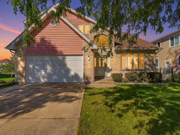 1140 Crystal Ave, Downers Grove, IL 60516