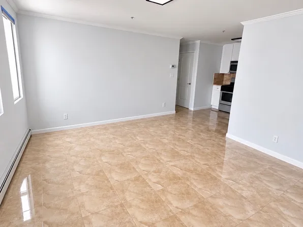 8802 Rockaway Beach Blvd, Rockaway Beach, NY
