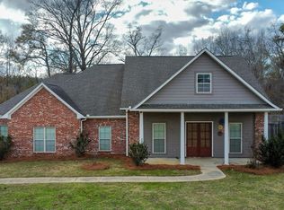103 Rowan Oak Pl, Clinton, MS 39056