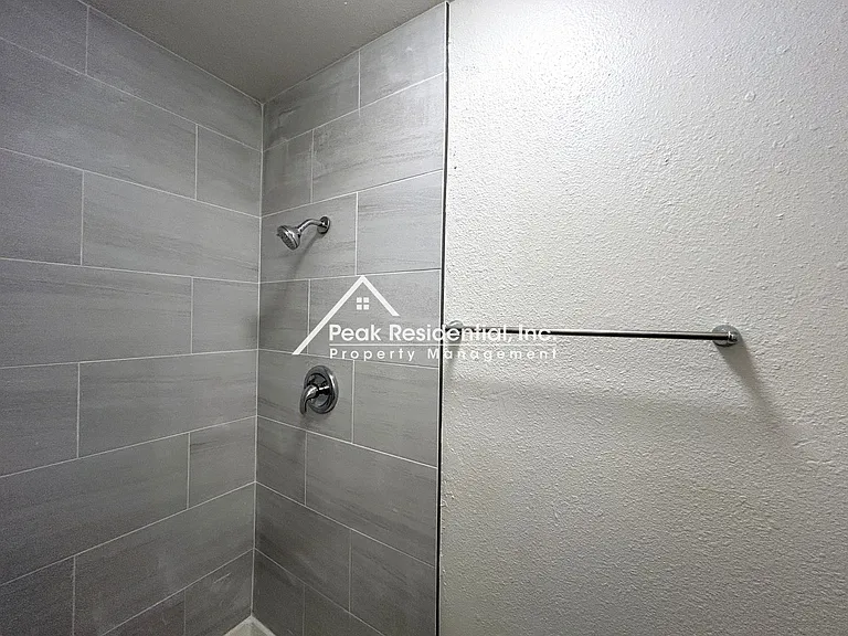 6328 Bonham Cir — Photo 26