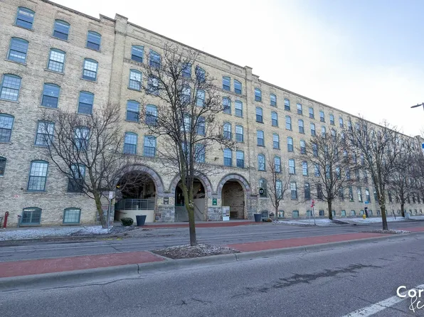 940 Monroe Ave NW Unit 439, Grand Rapids, MI 49503