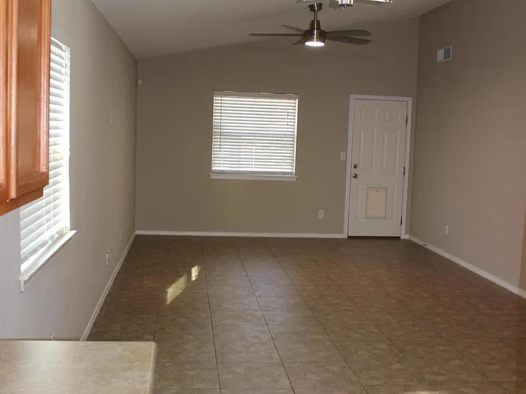 13978 Vaquero Rock Dr — Photo 9
